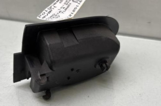 Poignee interieur avant droit FORD FIESTA 4