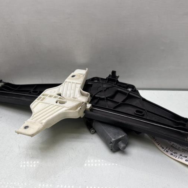 Leve vitre electrique arriere droit PEUGEOT 5008 2 Photo n°1