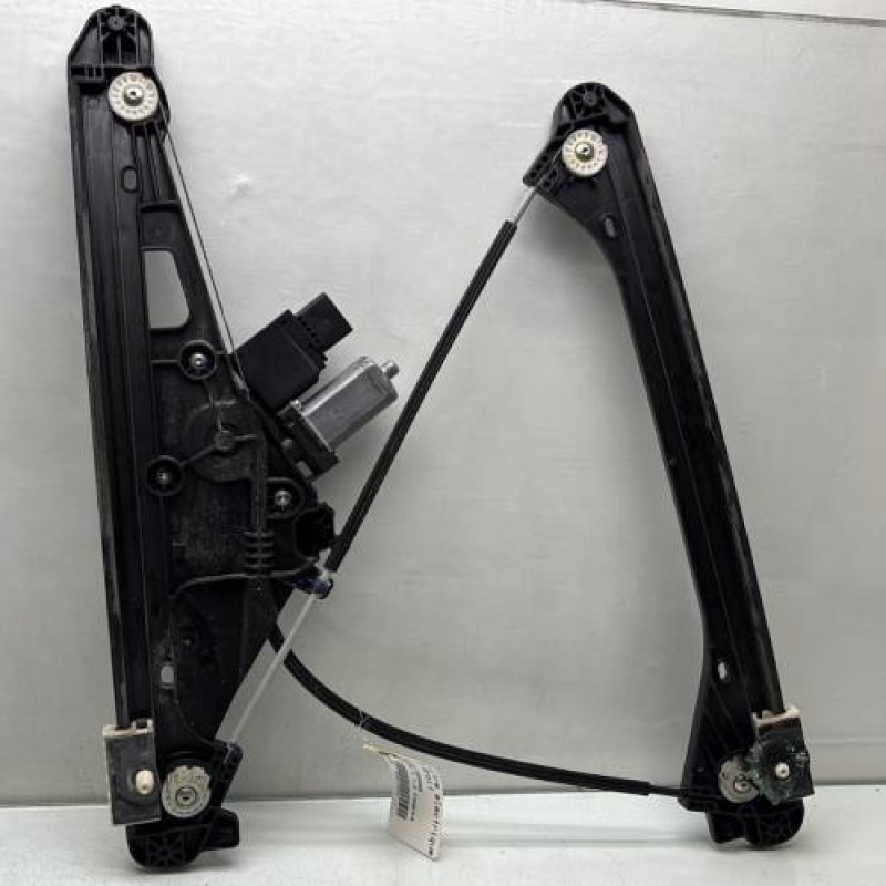 Leve vitre electrique avant droit PEUGEOT 5008 2 Photo n°1