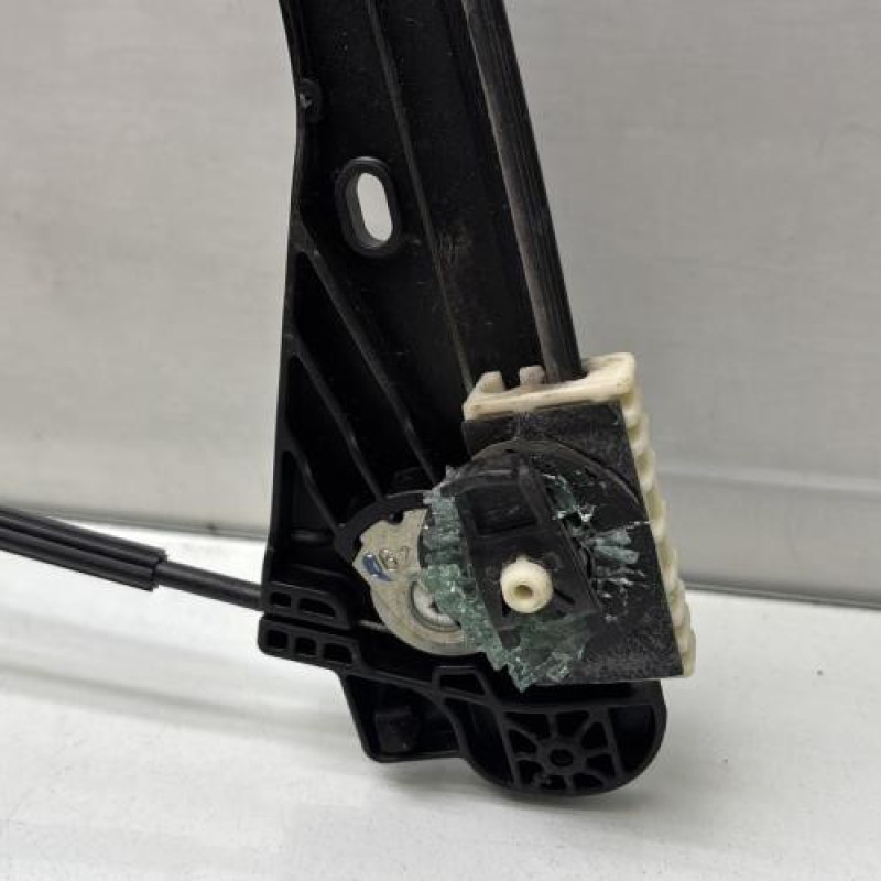 Leve vitre electrique avant droit PEUGEOT 5008 2 Photo n°3