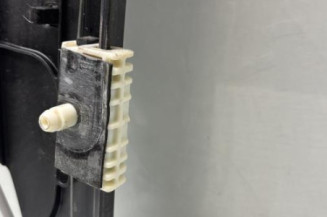 Leve vitre electrique avant gauche PEUGEOT 5008 2