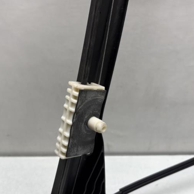 Leve vitre electrique avant gauche PEUGEOT 5008 2 Photo n°5