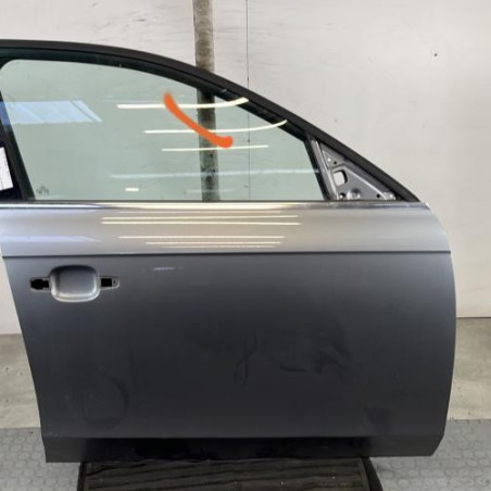 Porte avant droit AUDI A4 3 Photo n°1