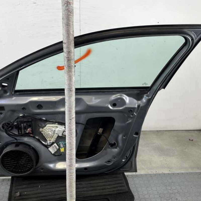 Porte avant droit AUDI A4 3 Photo n°4