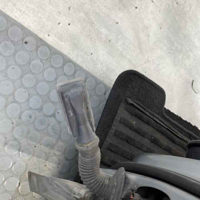 Porte avant gauche AUDI A4 3 Photo n°3