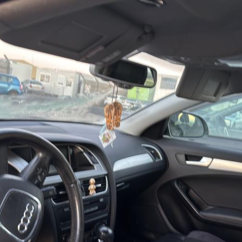 Trappe d'essence AUDI A4 3 Photo n°16