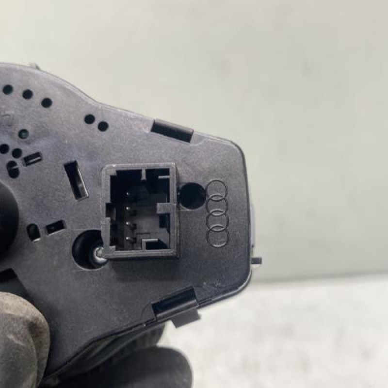 Commande de phare AUDI A4 3 Photo n°4