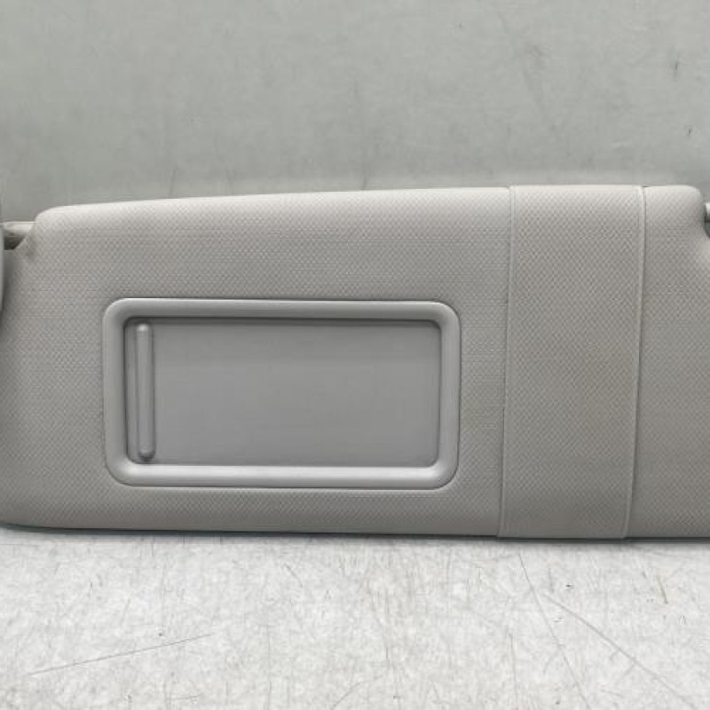 Pare soleil gauche AUDI A4 3 Photo n°1