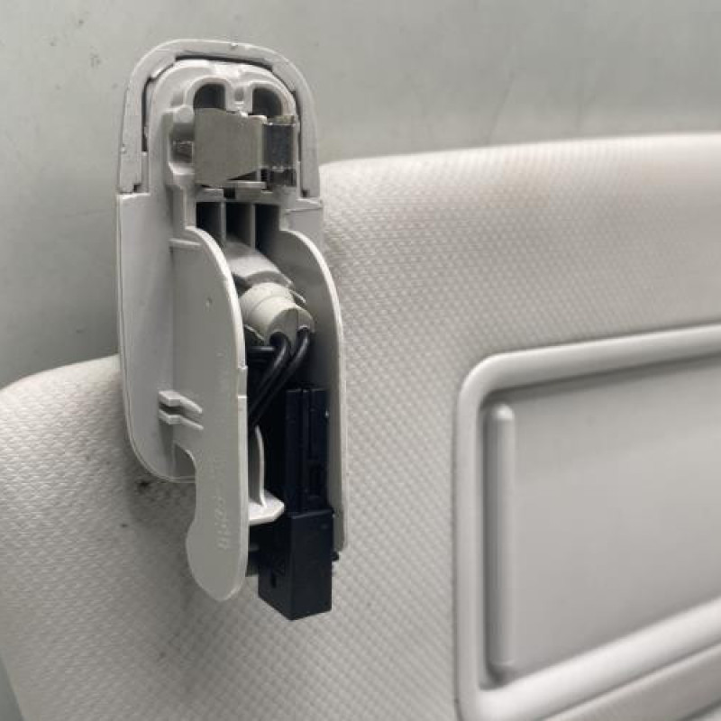 Pare soleil gauche AUDI A4 3 Photo n°3