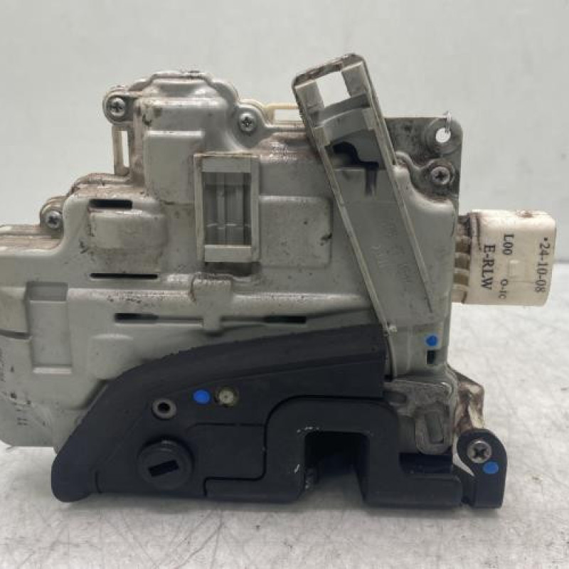 Serrure arriere gauche AUDI A4 3 Photo n°3