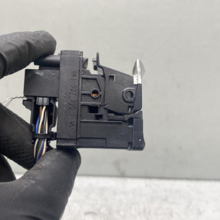 Poignee electrique frein a main AUDI A4 3