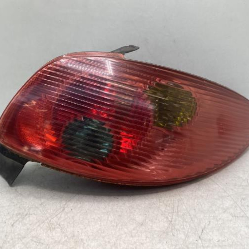 Feu arriere principal droit (feux) PEUGEOT 206 Photo n°1