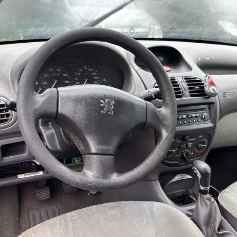 Feu arriere principal droit (feux) PEUGEOT 206 Photo n°16