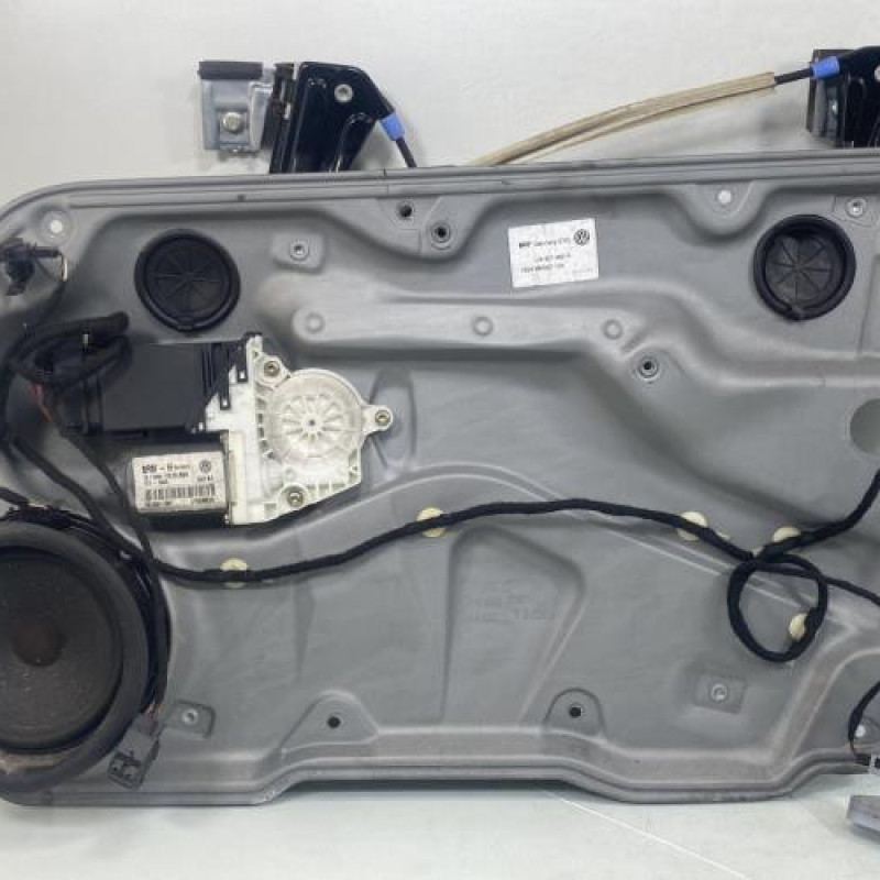 Leve vitre electrique avant droit VOLKSWAGEN GOLF 4 Photo n°1