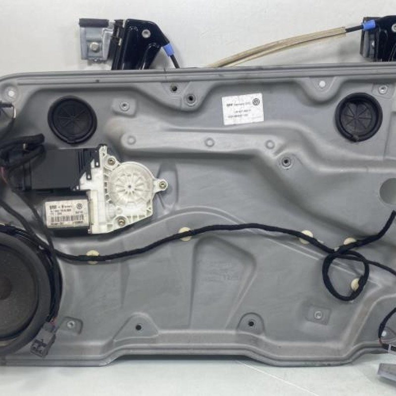 Leve vitre electrique avant droit VOLKSWAGEN GOLF 4 Photo n°2