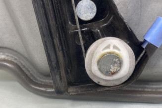 Leve vitre electrique avant droit VOLKSWAGEN GOLF 4