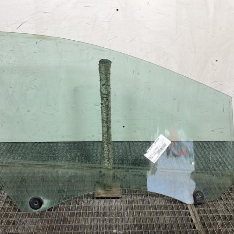 Vitre avant gauche PEUGEOT 308 1 Photo n°4