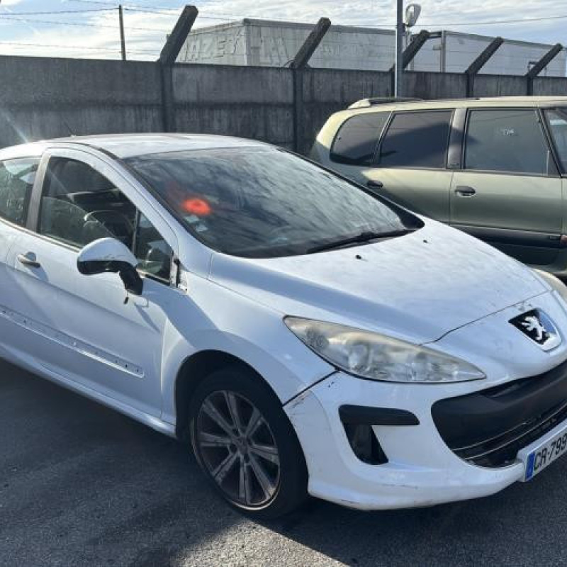 Vitre avant gauche PEUGEOT 308 1 Photo n°5