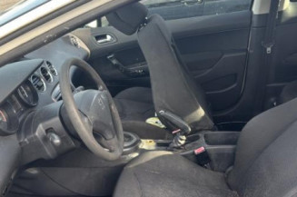 Vitre avant gauche PEUGEOT 308 1