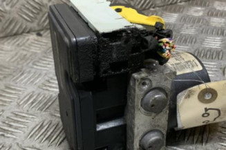 Bloc ABS (freins anti-blocage) PEUGEOT 1007 Photo n°1