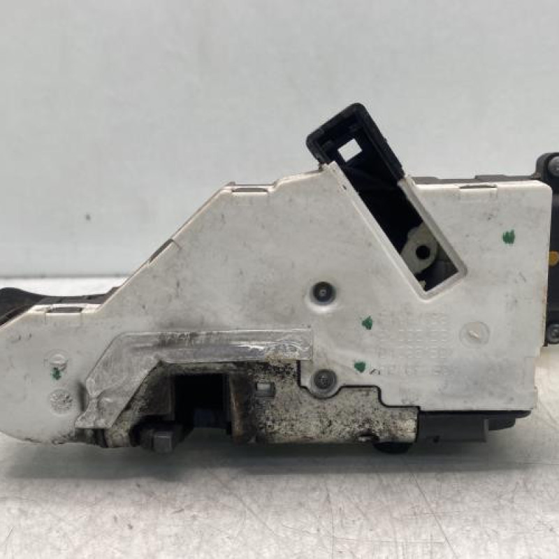 Serrure avant gauche PEUGEOT 207 Photo n°4