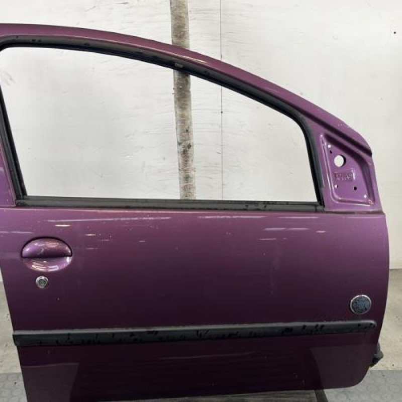 Porte avant droit PEUGEOT 107 Photo n°1