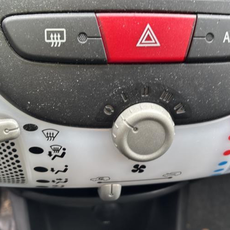 Renfort pare choc arriere (traverse) PEUGEOT 107 Photo n°19