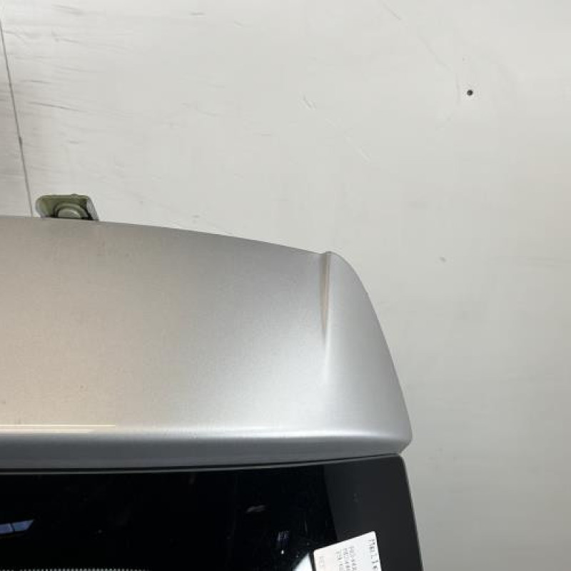 Malle/Hayon arriere RENAULT MEGANE 3 Photo n°3