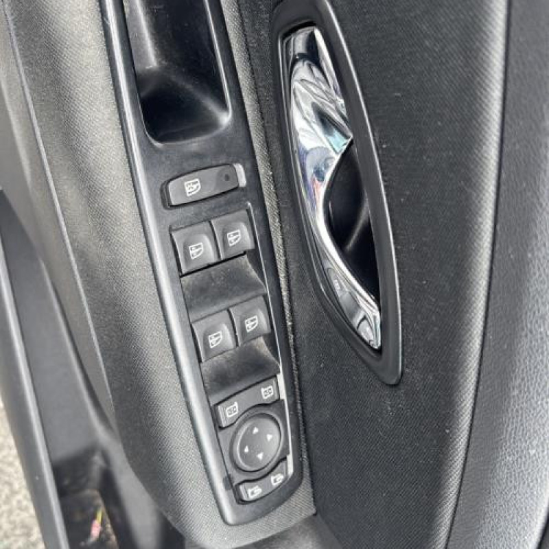 Renfort pare choc arriere (traverse) RENAULT MEGANE 3 Photo n°16