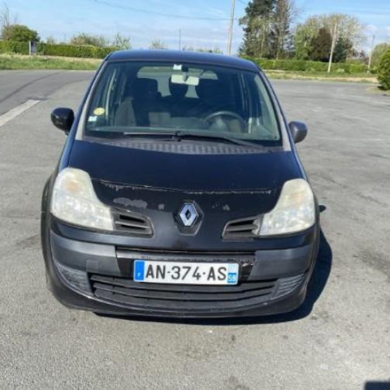 Malle/Hayon arriere RENAULT GRAND MODUS Photo n°14