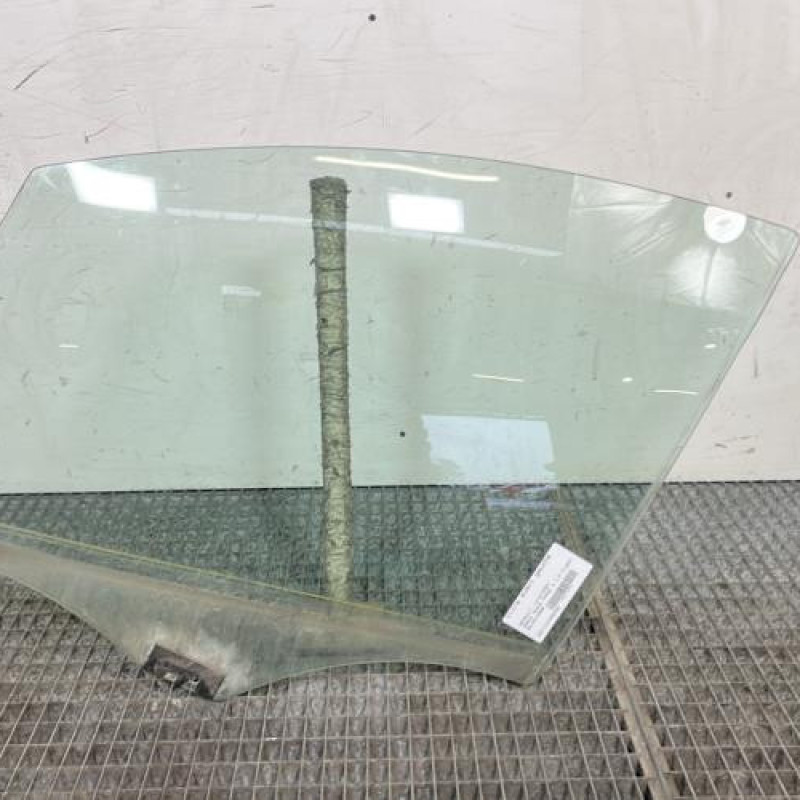 Vitre avant gauche RENAULT GRAND MODUS Photo n°1