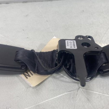 Attache ceinture arriere droit RENAULT CLIO 4