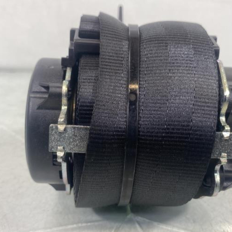 Ceinture arriere gauche RENAULT CLIO 4 Photo n°2