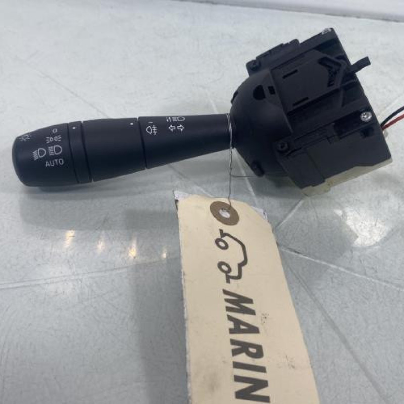 Commodo phare RENAULT CLIO 4 Photo n°1