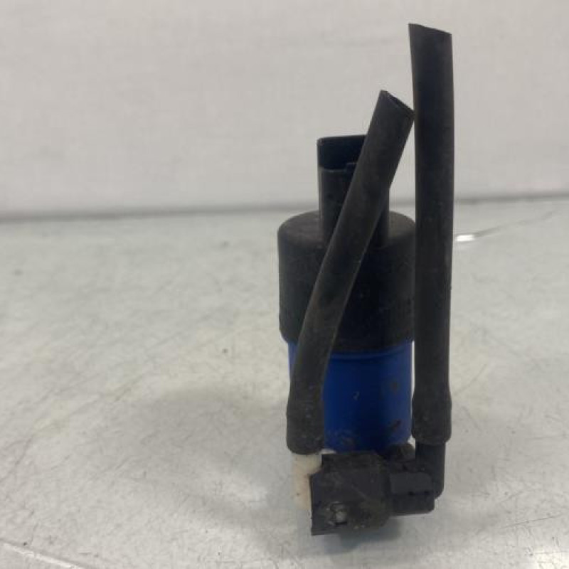 Pompe lave glace avant RENAULT CLIO 4 Photo n°3
