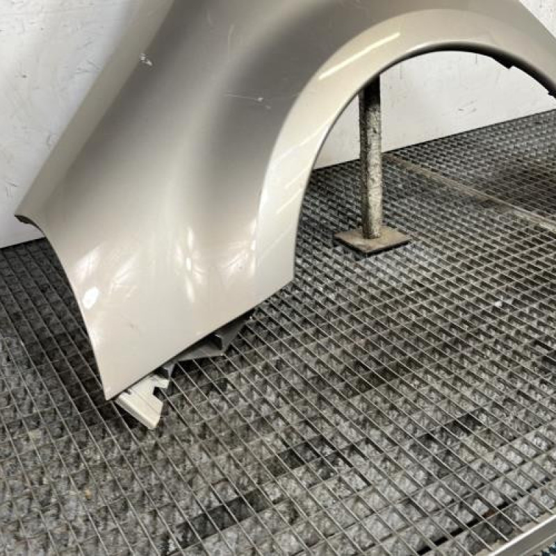 Aile avant gauche RENAULT MODUS Photo n°2