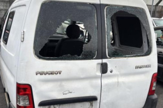 Retroviseur droit PEUGEOT PARTNER 1