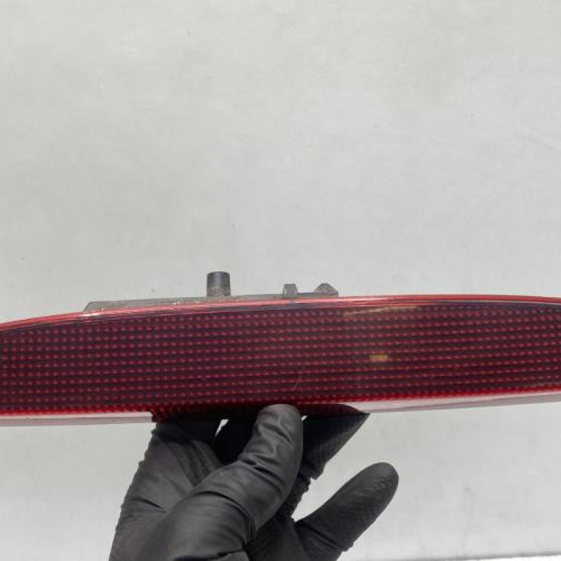 Feu arriere stop central RENAULT CLIO 2 Photo n°2