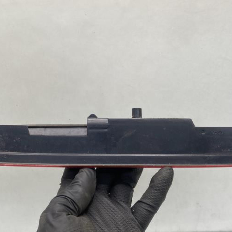 Feu arriere stop central RENAULT CLIO 2 Photo n°3