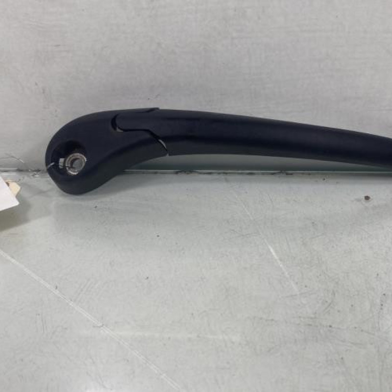 Bras essuie glace arriere RENAULT CLIO 3 Photo n°1