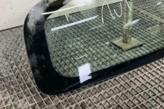 Custode arriere droit RENAULT CLIO 3