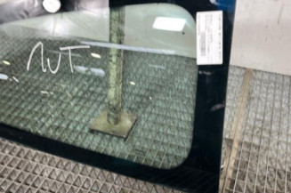 Custode arriere droit RENAULT CLIO 3