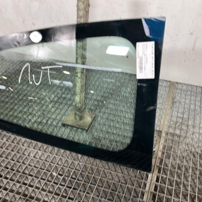 Custode arriere droit RENAULT CLIO 3 Photo n°3