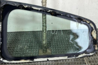 Custode arriere droit RENAULT CLIO 3