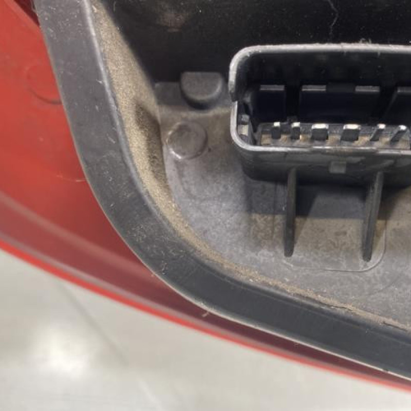 Feu arriere principal droit (feux) RENAULT CLIO 3 Photo n°2