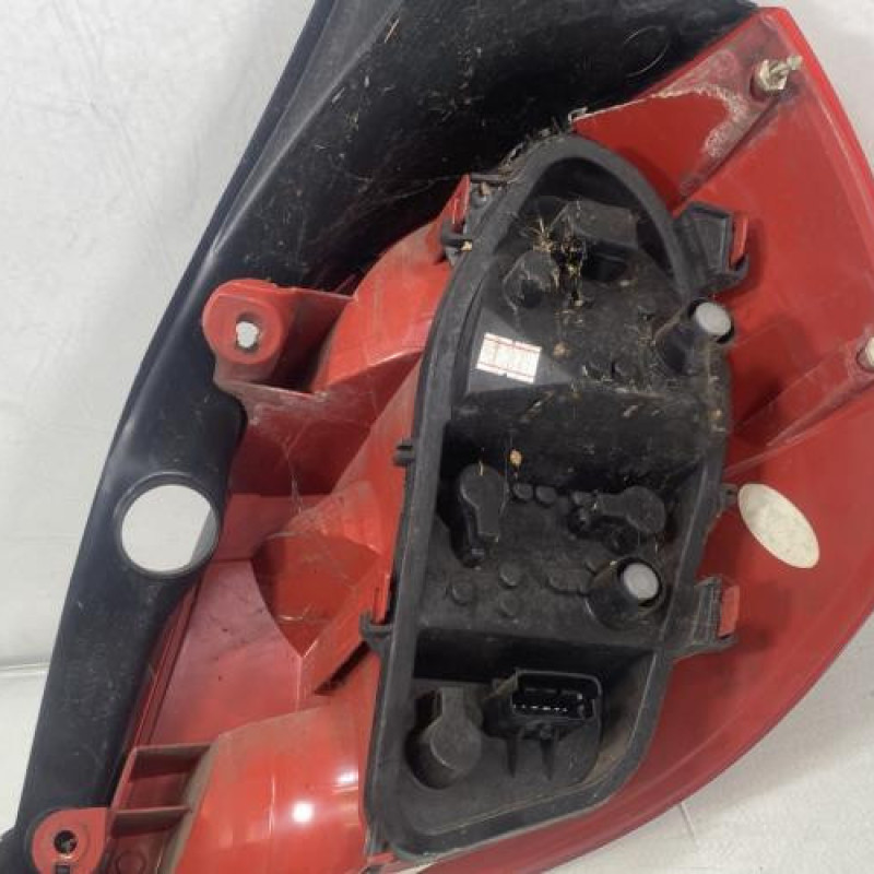 Feu arriere principal gauche (feux) RENAULT CLIO 3 Photo n°3