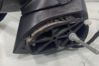 Retroviseur gauche PEUGEOT 5008 1