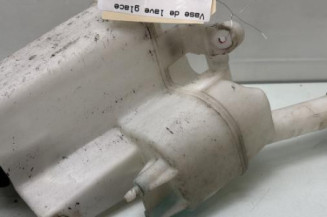 Vase de lave glace TOYOTA AYGO 1 Photo n°1