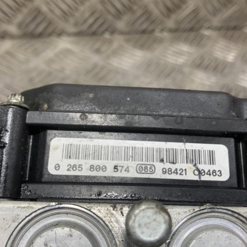 Bloc ABS (freins anti-blocage) NISSAN MICRA 3 Photo n°2