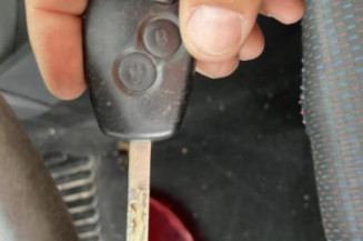 Aile avant gauche RENAULT CLIO 3